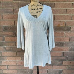 White House Black Market Shimmering Silver Tunic Size Large